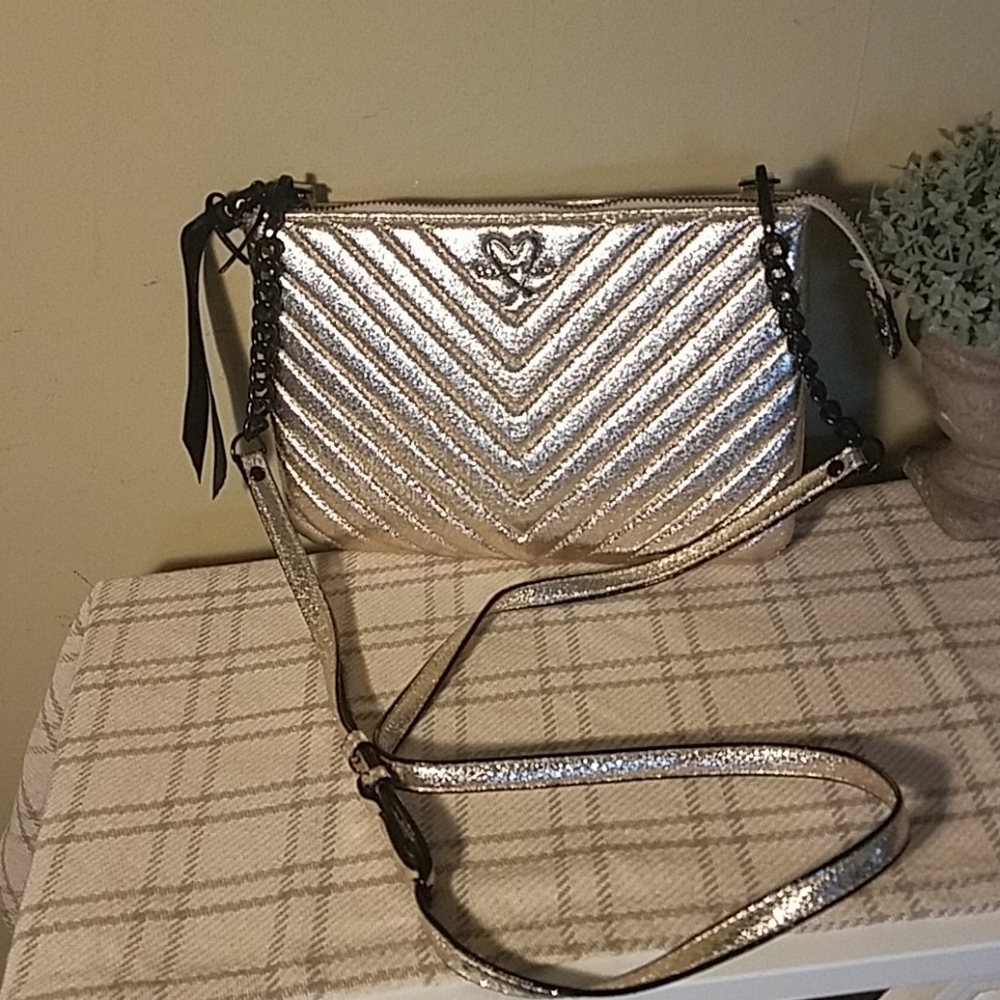 Victoria Secret crossbody fun gold metallic!!
